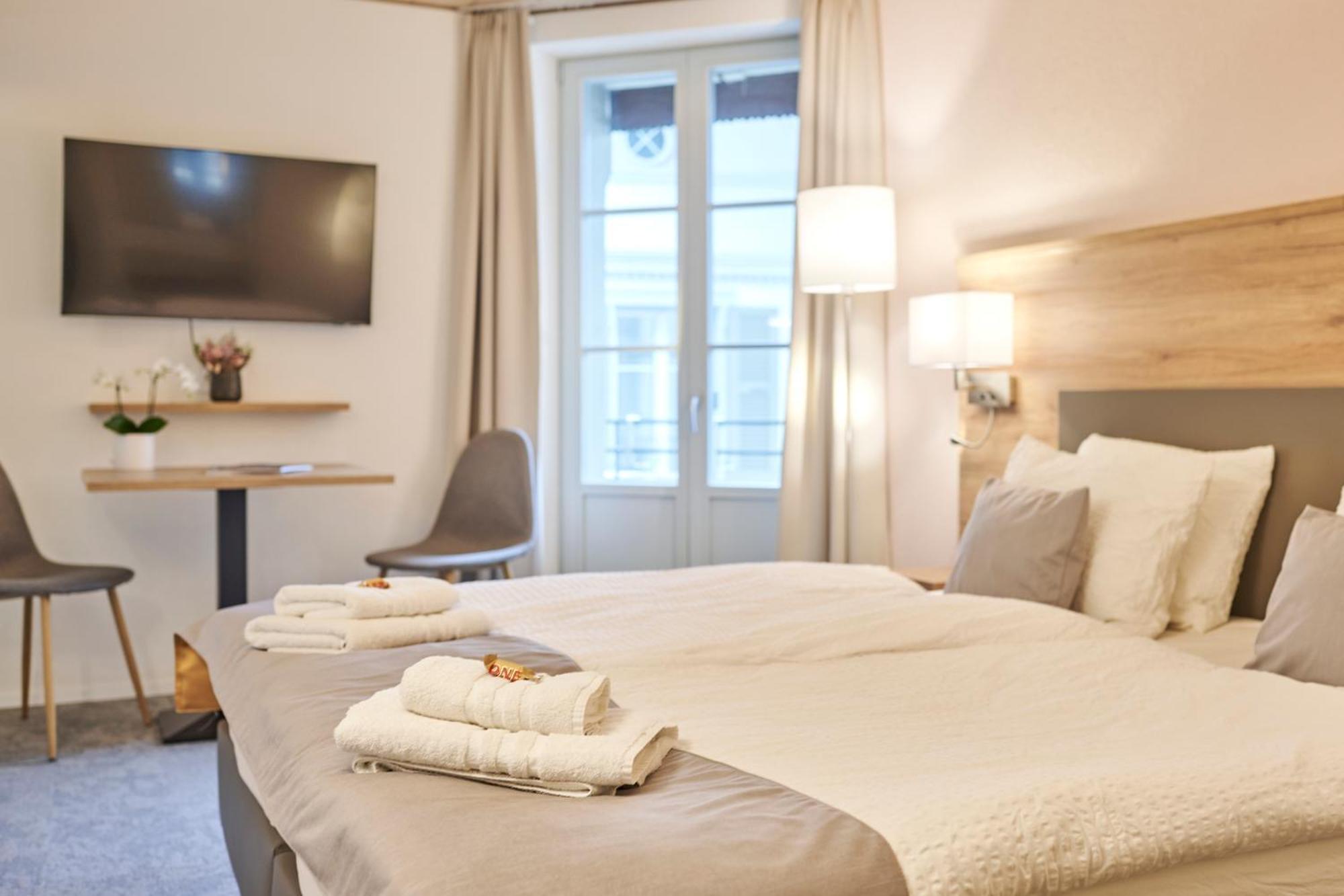Aparthotel Krone - Self Check-In Unterseen 외부 사진
