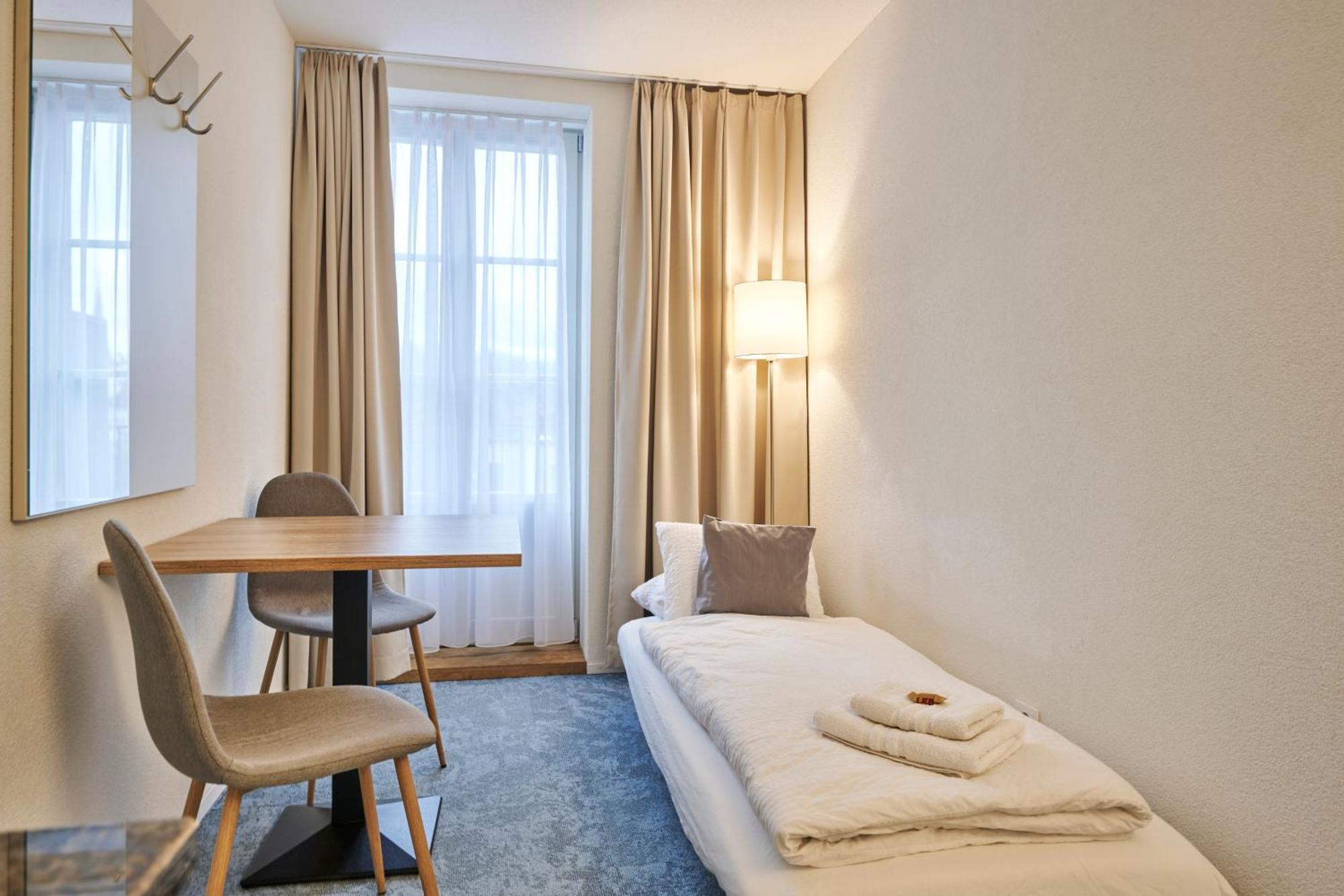 Aparthotel Krone - Self Check-In Unterseen 외부 사진