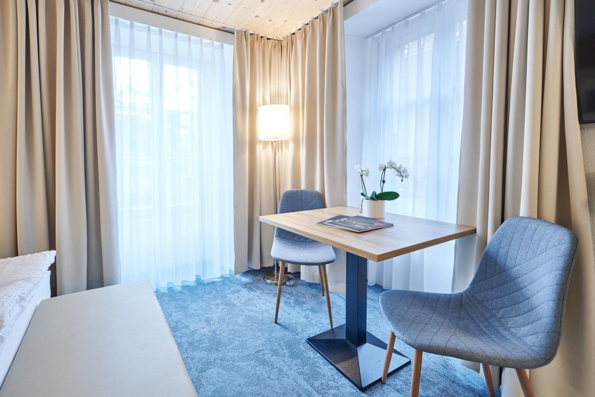Aparthotel Krone - Self Check-In Unterseen 외부 사진