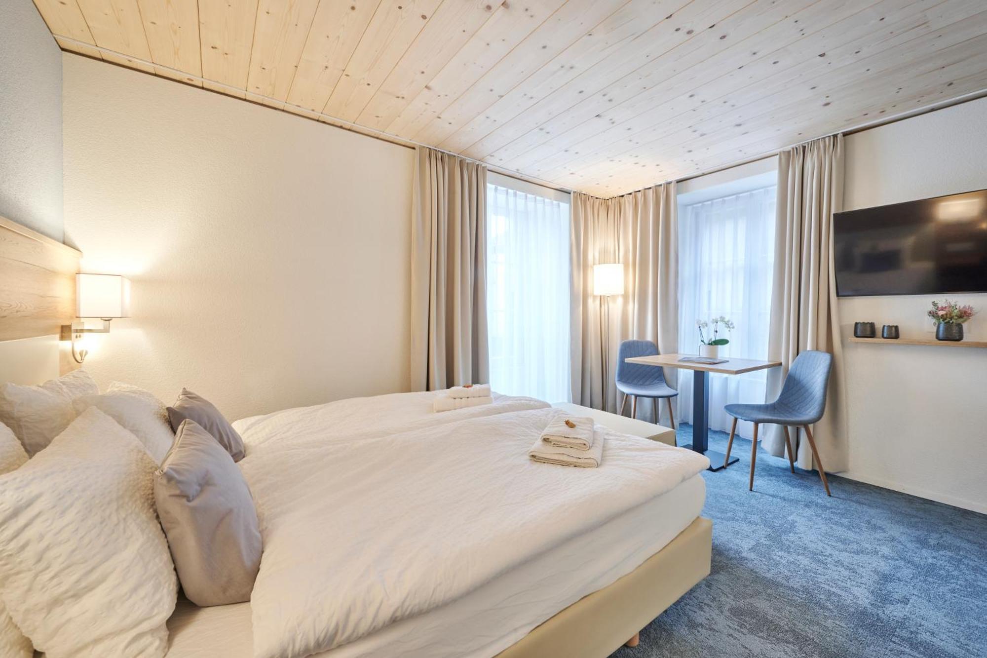 Aparthotel Krone - Self Check-In Unterseen 외부 사진