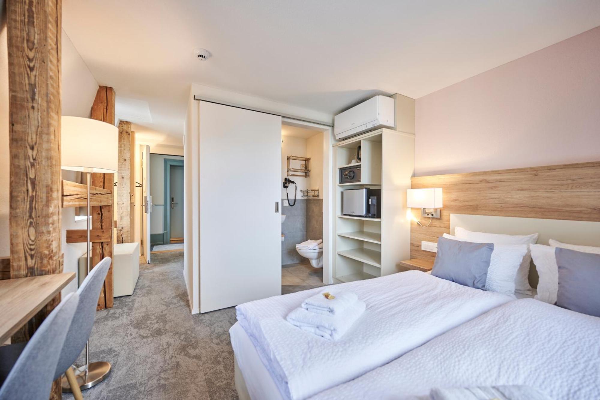 Aparthotel Krone - Self Check-In Unterseen 외부 사진