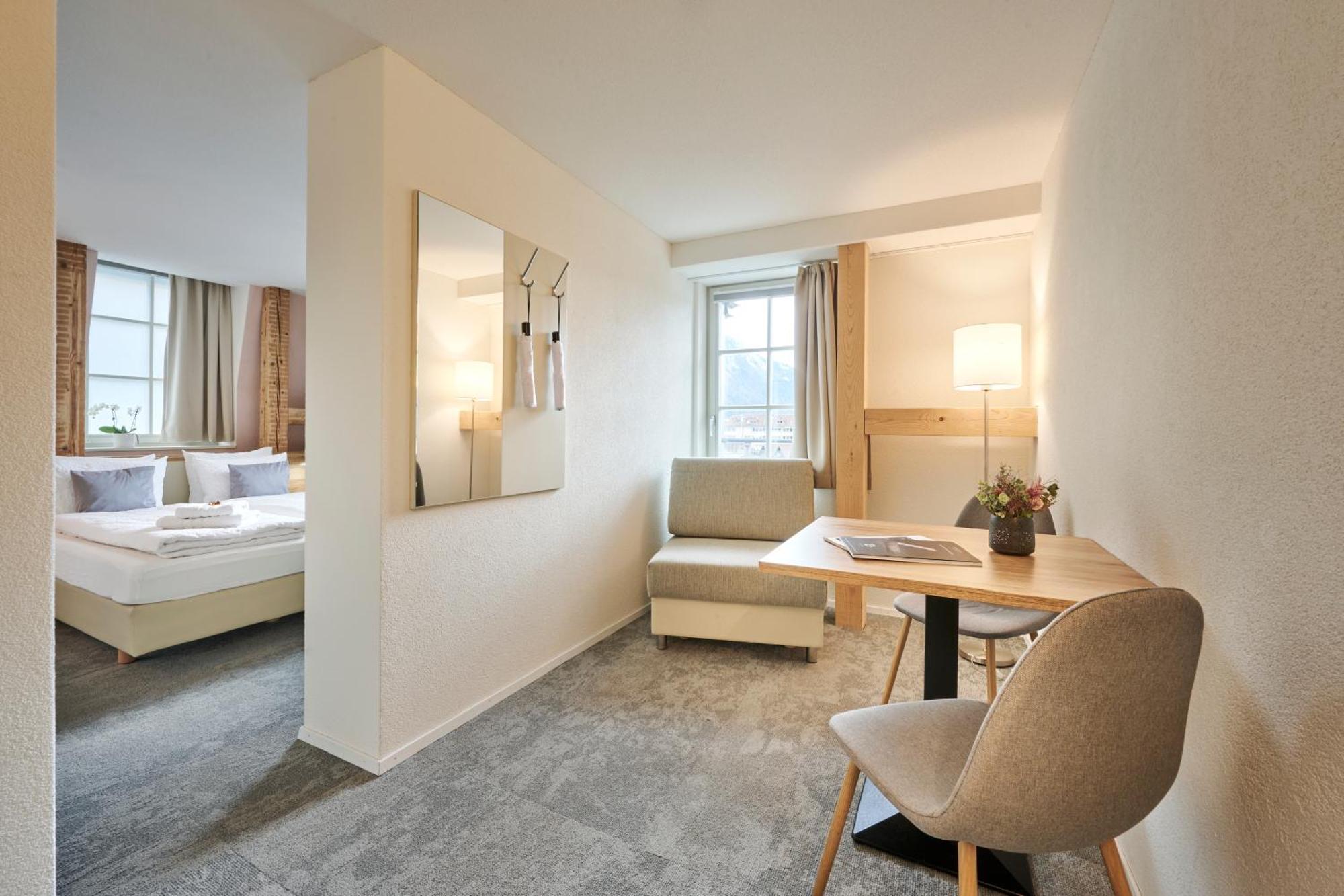 Aparthotel Krone - Self Check-In Unterseen 외부 사진